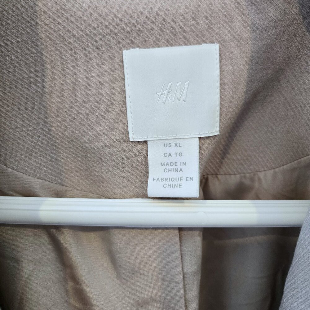 H&M Classic Beige Trench Coat - Picture 3 of 10